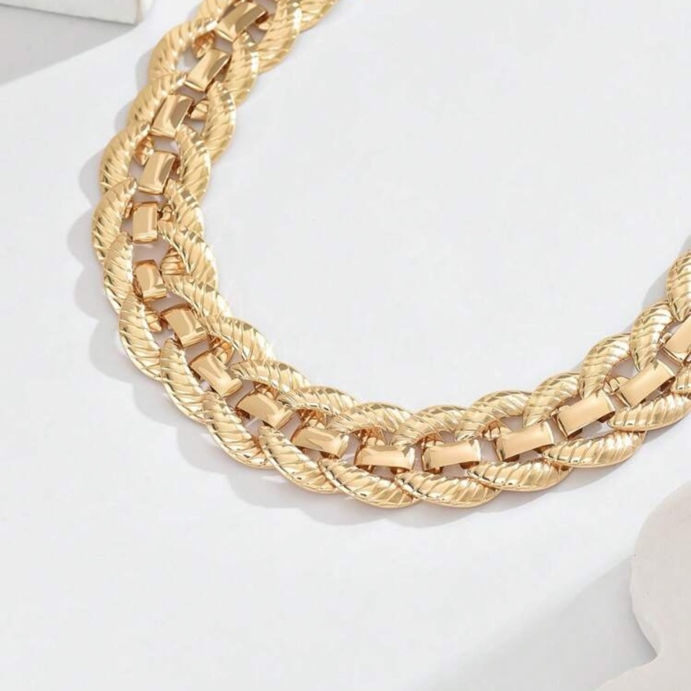 Chunky Gold Weaving Statement Choker Necklace - Picture 3 of 3